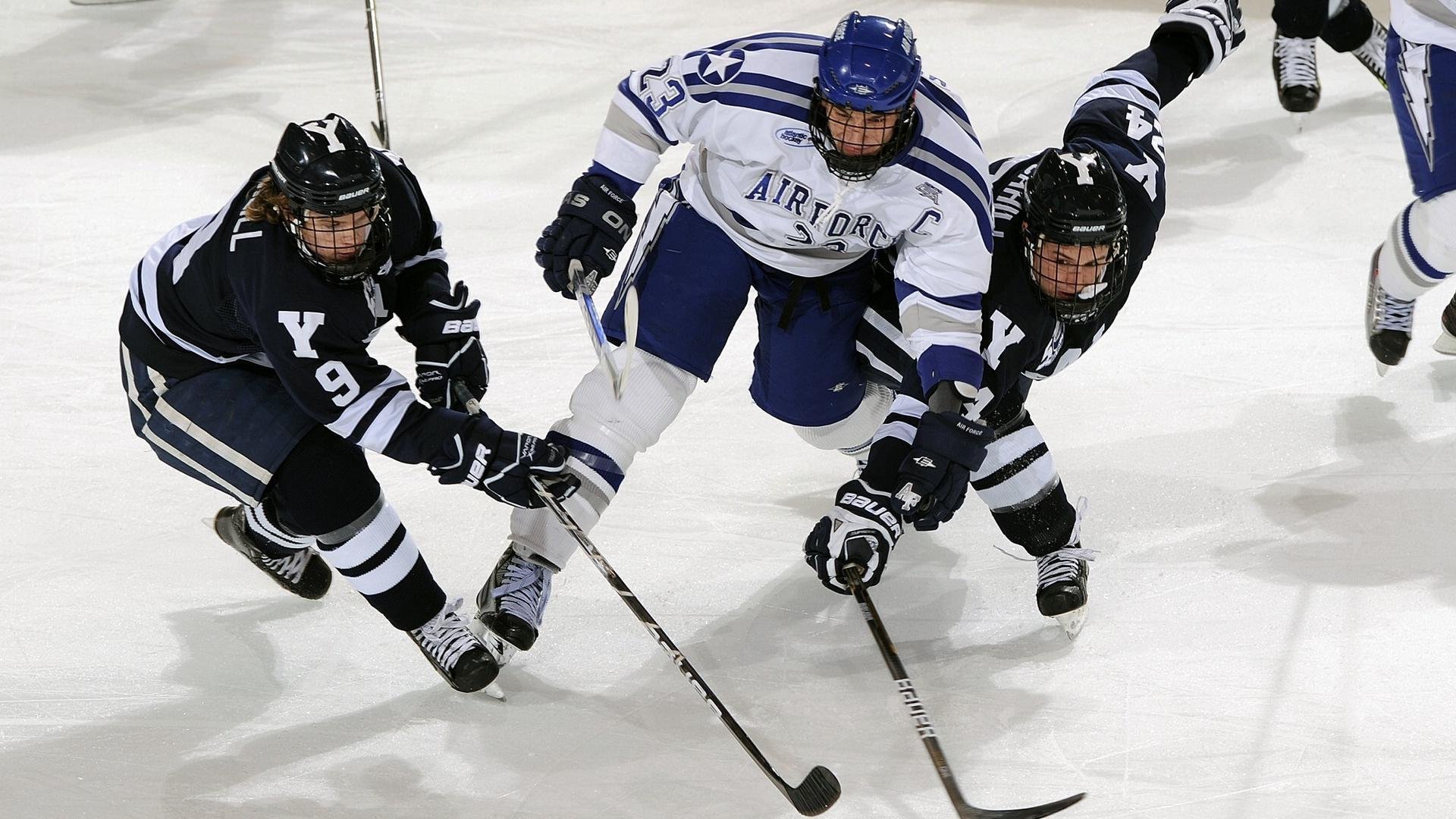 -法网翻盘铸就传奇，年终总决赛见证鲁德高光时刻